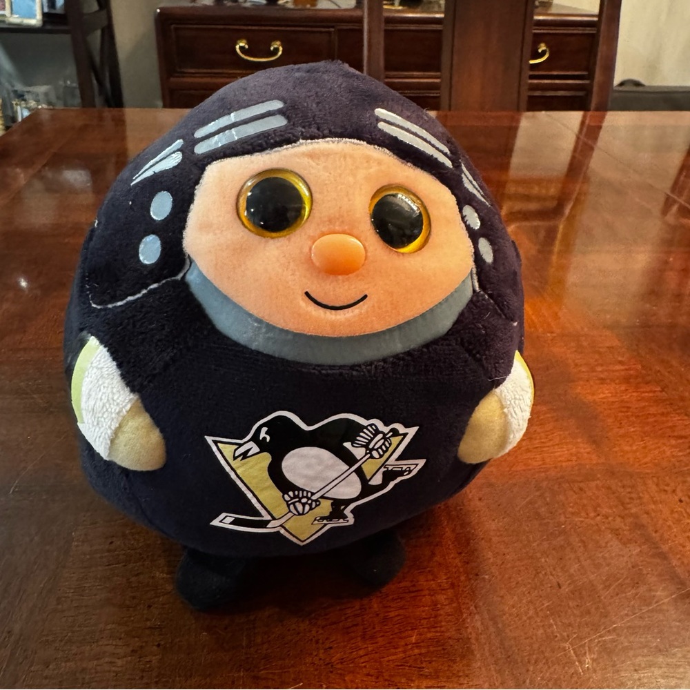 TY NHL Beanie Ballz  PITTSBURGH PENGUINS 7" Ball Toy Stuffed Plush